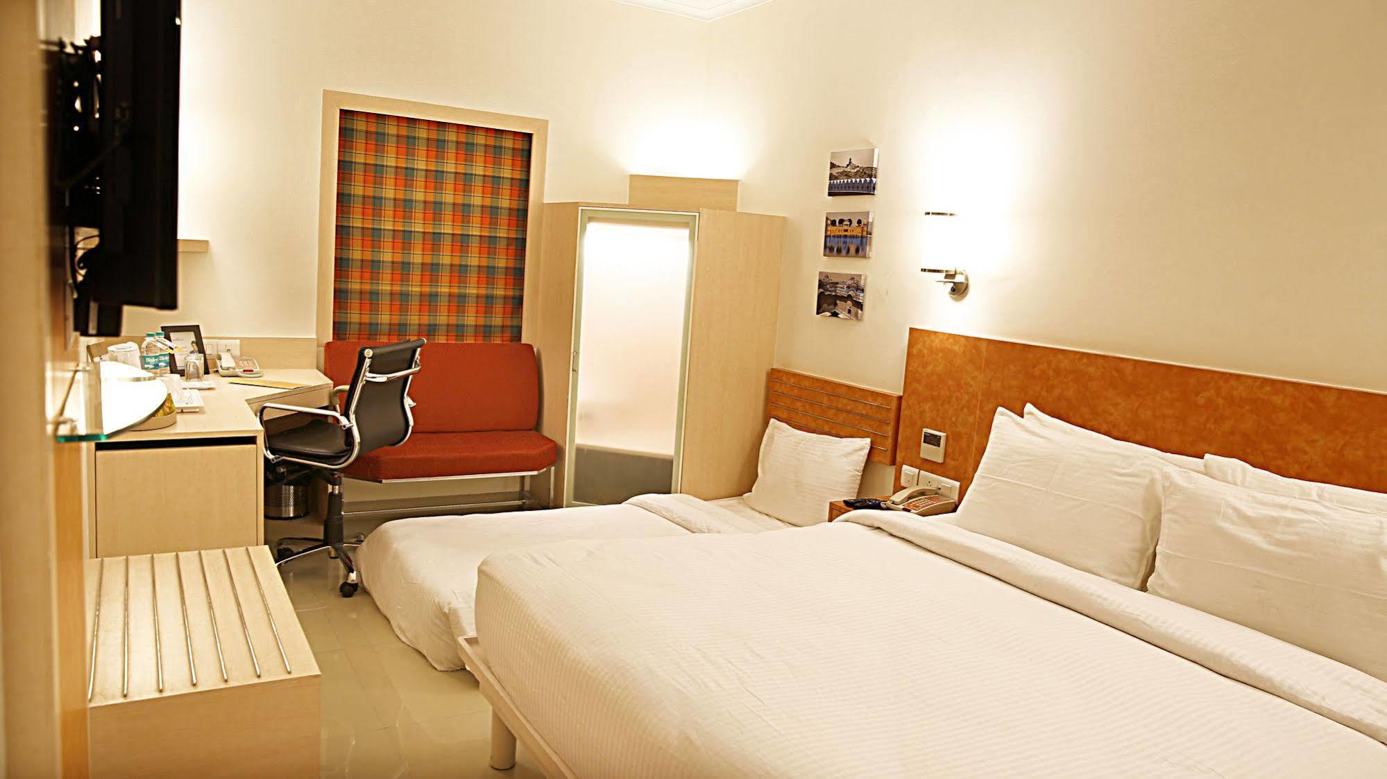 Nirwana Hometel Jaipur- A Sarovar Hotel Eksteriør bilde